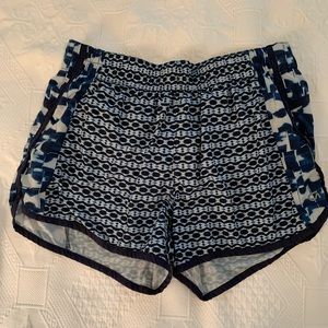Gap workout shorts